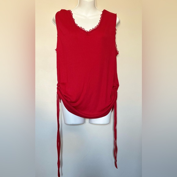 Tank tops for sale - Picture 1 of 6